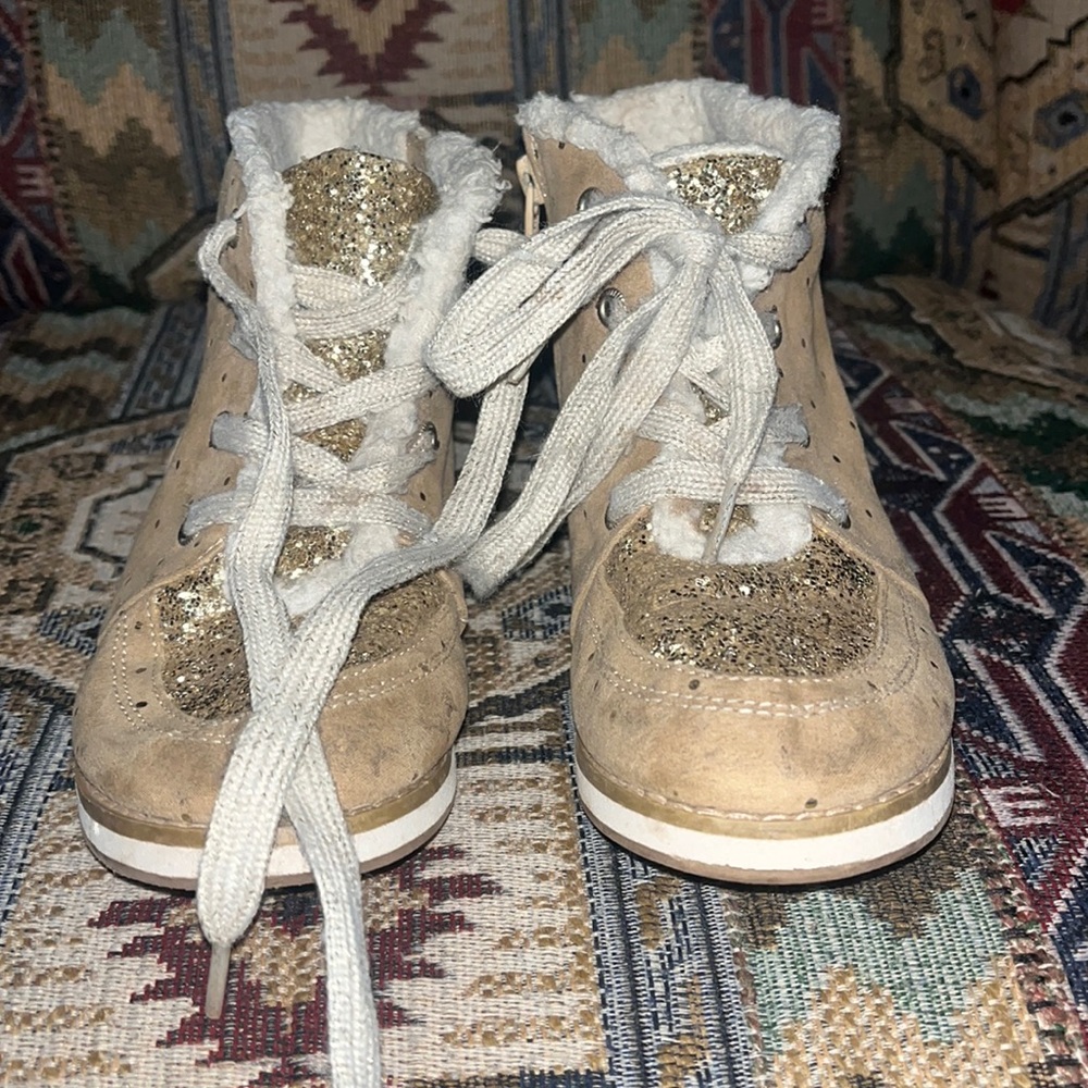 Girls sparkly fur lined sneakers
